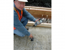 Máy siêu âm cầm tay